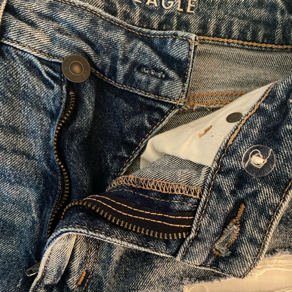 AE Strigid Mom Shorts Size 0 - Picture 8 of 15